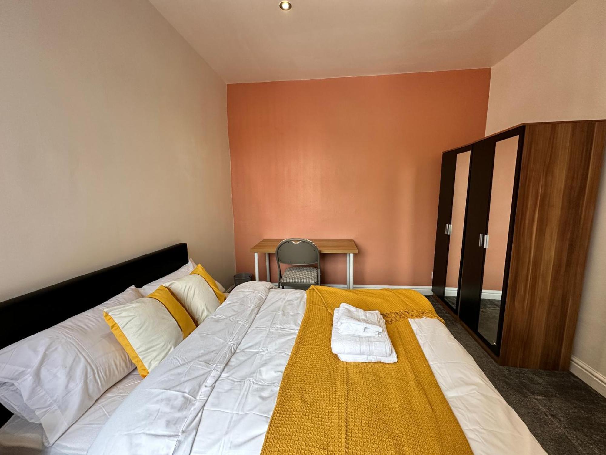 Daisybank Co-living - Private Self-cater Holiday home *