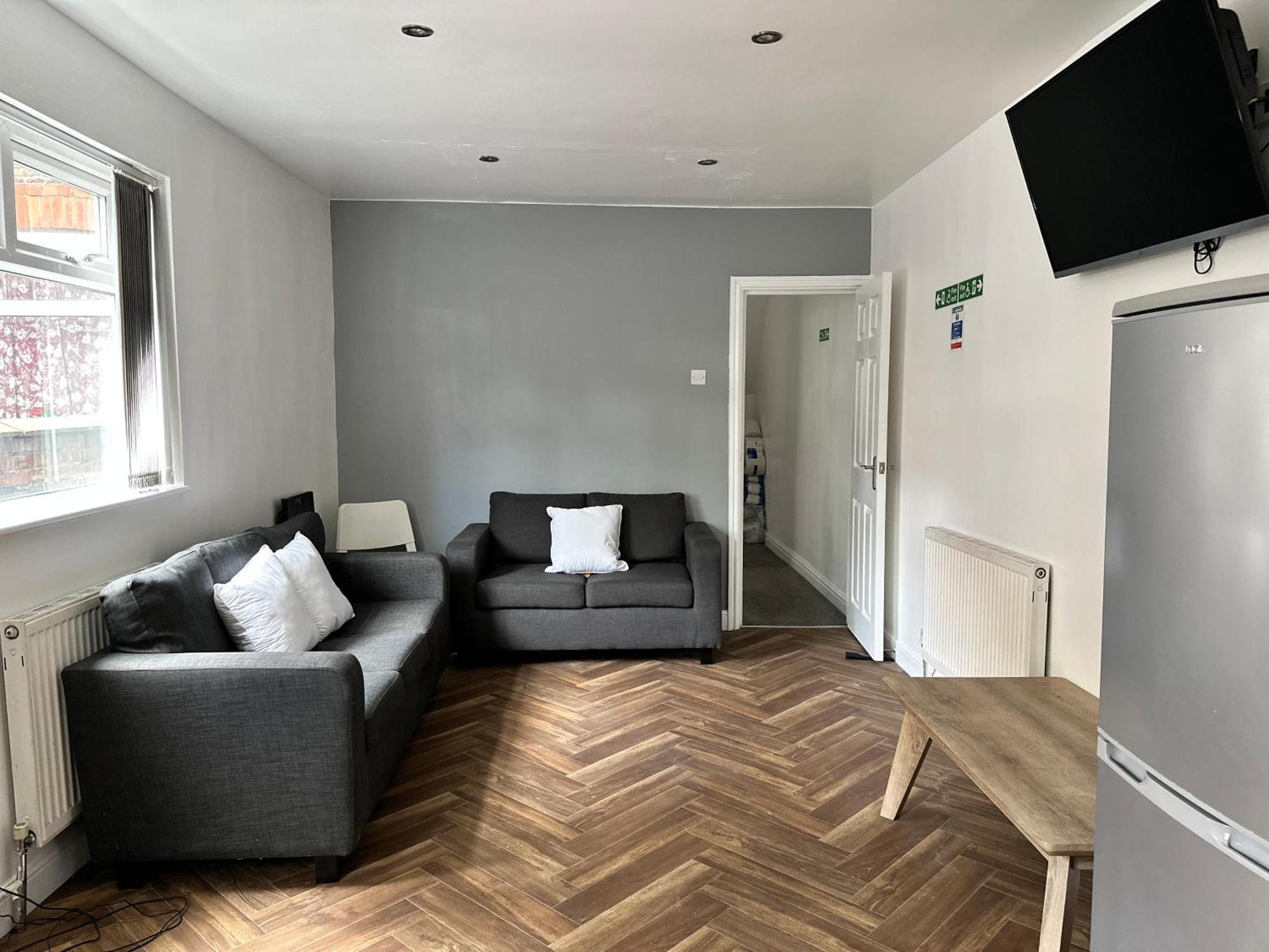 Holiday home Daisybank Co-living - Private Self-cater Manchester